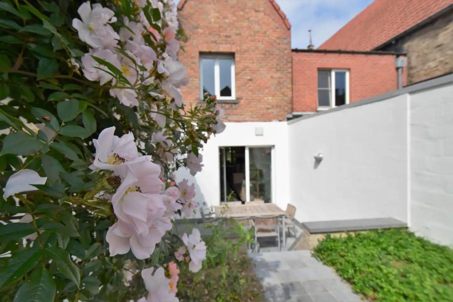 Brugse Charme Huis Met Tuin Aan Het Water 8P Brugge Dış mekan fotoğraf